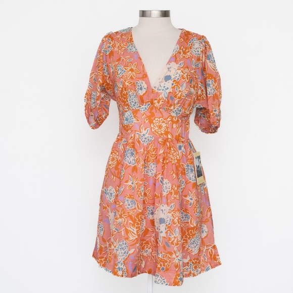 Trovata Birds of Paradis -  Gia Cotton Puff Sleeve Dress. - Picture 2 of 14